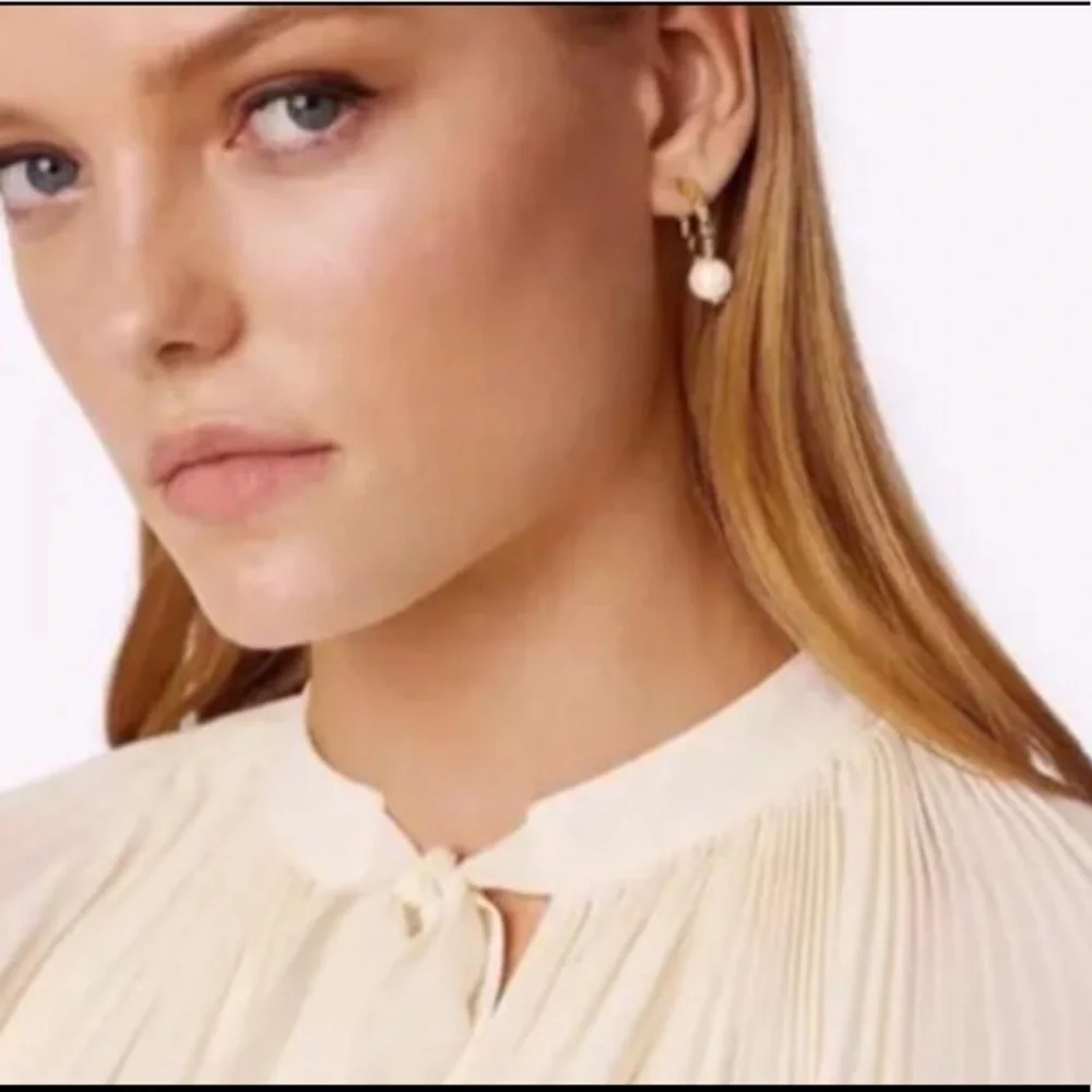 🔥🔥🔥Tory Burch Authentic Earrings At Awesome Prices To Buy Now & Save Price Firm